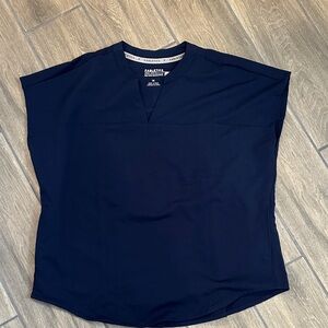 Fabletics Navy V-Neck Scrub Top. 3 Pocket, Size Medium. Sleeveless.